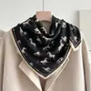 Lenço Quadrado Pequeno Estilo Chinês Lírio 70% Algodão e Linho para Mulheres, Primavera, Outono, Verão, Lenço Pequeno, Faixa de Cabelo Estilo Pastoral
