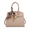 Bolso minimalista de nicho para mujer, nueva colección otoño 2026, moderno, simple, de alta calidad, elegante bolso de hombro y bolso cruzado