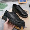 Sapatos sociais masculinos de couro preto, estilo britânico, respiráveis, para primavera e outono. Modelos versáteis e modernos, com bico largo e cadarço. ideais para o trabalho.