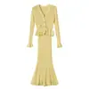 Nuevo Vestido de Punto Elegante Amarillo Crema de Manga Larga con Falda de Cola de Pez, Falso Dos Piezas con Cuello en V, para Mujer, Otoño Temprano 2026