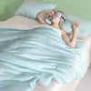 Juego de Cuatro Piezas de Colcha de Seda de Hielo de Verano Refrescante, Sensación Fresca de Verano, Lavable a Máquina, Juego de Tres Piezas de Núcleo de Colcha de Verano para Dormitorio Individual, Colcha Delgada para Aire Acondicionado