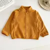 Valle del Viento 2026 Otoño Nueva Llegada: Chaqueta para Niños a Prueba de Viento Versátil con Forro Interior Cálido Multicolor en Terciopelo Oli