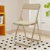 Esta cadeira compacta e dobrável é uma solução que economiza espaço, perfeitamente adequada para quartos de dormitório, estudo, uso doméstico e trabalho de escritório do dia a dia, oferecendo suporte cuidadoso e prático.