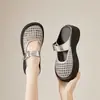 Meias Pantufas Fechadas com Plataforma Grossa para Mulheres, Novo Estilo Verão 2026, Design Trançado Vazado com Velcro, Sandálias Preguiçosas Estilo Birkenstock
