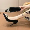 9878-A9 Salto Alto Bico Fino Francês Feminino Stiletto Rasteirinhas Pérola Senhora Elegante Cor Lisa Salto Super Alto Camurça