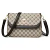 Bolsas Femininas Transfronteiriças Bolsa Transversal Versátil 2025 Nova Moda Estampada Grande Capacidade Multicamada Ombro Único Bolsa Pequena Tendência