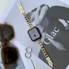 Adecuado para Apple Watch 7/SE/6/5 estilo pequeño fragante cadena de mezclilla de una sola fila correa de metal fina de 14 mm
