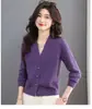 26 Estilo Novo de Primavera e Outono Roupas para Mãe Estilo Coreano Cardigã de Tricô com Decote V Casaco Suéter Curto de Primavera e Outono Blusa Suéter para Mulheres