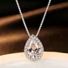 Moda de Lujo Accesible Transfronteriza Europea y Americana Colgante de Diamantes Incrustados de Zirconia en Forma de Gota Diseño de Nicho Cadena para Clavícula en Forma de Pera para Mujeres
