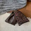 Novo Presilha de Cabelo Xadrez Outono Estilo Coreano, Grampo Elegante Triângulo Estampa de Leopardo, Acessório de Cabelo Presilha Tubarão Retrô para Mulheres