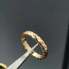 Versión alta de pequeño anillo de coco rombo de incienso tecnología CNC anillo de pareja personalidad europea y americana una generación de cabello