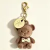 Colar com Pingente de Urso de Pelúcia Marrom Fofo para Mulheres, Acessório de Suéter Longo de Outono e Inverno, Corrente de Suéter Versátil Nova de Nicho