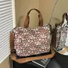 Bolsa Tote Tendência Estilo Coreano Nicho Floral de Ombro Único, Novo Modelo Transfronteiriço, Bolsa de Mão Feminina Grande Capacidade para Uso Diário