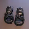 Sandalias de Exterior para Mujer con Suelas Gruesas, Novedad Verano 2026 Versátiles Estilo Hada de una Sola Correa Suela Suave Antideslizantes Romanas para Playa