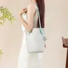 Bolso de Hombro Artístico de Felpa Corta Estilo Chino Personalizado con Estampado Completo, Bolso Cubo Regalo Hanfu, Producto Creativo Cultural de Lona
