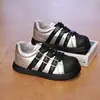 Nuevas Zapatillas Blancas Estilo Coreano Otoño 2026 para Estudiantes Mujeres, Suela Gruesa que Aumenta la Altura, Estilo Casual Callejero ZC011