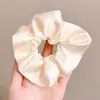 Scrunchie Estiloso e Relaxado com Borlas Delicadas, Acessório de Cabelo de Alta Qualidade para Primavera/Verão, Elástico de Cabelo Versátil