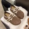 Sapatos Birkenstock retrô com plataforma alta, cobertura total, para mulheres, novo estilo outono 2026, versáteis com saias, mocassins de calçar