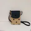Bolsa de teléfono de alta gama para mujer, nueva y moderna 2026, bolso de hombro versátil para el día a día, bolso cruzado de lujo ligero y elegante