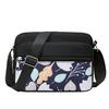 Mochila de Hombro con Flor Simple y de Moda para Mujer Bolso Cruzado Portátil para Personas de Mediana Edad y Mayores Bolso Pequeño para Viajes Cotidianos Bolso con Flor de Color de Contraste