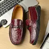 Zapatos de Piel con Grano de Cocodrilo para Hombre Mocasines Casual de Negocios Suela Suave Piel Genuina Slip-ons Zapatos Perezosos Mocasines para Conducir