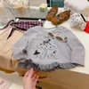 Estilo Nuevo Primavera y Otoño 2025 Conjunto Infantil Estilo Europeo y Americano Otoño Camiseta de Manga Larga Ropa para Niñas Camiseta con Patchwork de Encaje