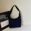 Bolsa transversal minimalista casual de nicho, bolsa tote de grande capacidade para o trabalho, cor sólida, estilosa, personalidade artística, bolsa de ombro único