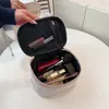 Nova Bolsa de Maquiagem Portátil Estilo Nacional Chinês Grande Capacidade Bordada Caixa de Armazenamento para Skincare Bolsa de Higiene Pessoal Portátil de Viagem Feminina