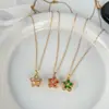 Collar Colgante de Flor Giratorio Transfronterizo Europeo y Americano, Lujo Accesible y Diseño de Alta Gama, Cadena para Clavícula, Tendencia de Collar de Moda y Elegante