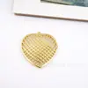 Colgante de joyería con forma de corazón hueco de aleación, pendientes, collar, materiales para producción DIY, comercio electrónico transfronterizo, venta al por mayor de fábrica