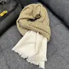 Edição Limitada de Ano Novo! Cachecol Espesso de Sarja Inteira de Lã Pura para Mulheres, Cachecol de Pescoço Quente Listrado Estilo Japonês de Inverno e Xale para Homens
