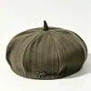 Boina retro a rayas de estilo japonés para otoño, moderna y elegante, perfecta para mujeres, un sombrero de pintor versátil y un sombrero de calabaza de moda