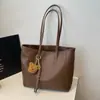 Bolsa tote vintage transfronteiriça, bolsa de ombro popular, bolsa de mão de grande capacidade para o dia a dia, bolsa de axila de moda de alta qualidade atacado