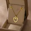 Novo Conjunto de Colar e Brincos Coração de Aço Inoxidável da América do Sul Número da Sorte 8 Conjunto Brilhante Personalizado Atacado