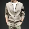Suéter cárdigan de punto para hombre, nuevo estilo Otoño/Invierno 2026, con cuello de solapa, manga larga, chaqueta simple, casual, versátil