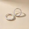 Brincos de Argola Lisos para Mulheres, Luxo Leve, Brincos de Alta Qualidade, Brincos Populares, Ear Cuffs com Design Exclusivo, Brincos Outono e Inverno Atacado