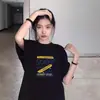 Camiseta Casual de Manga Corta para Mujer Estilo Japonés Verano Atuendo para Pareja Versátil Estampado de Letras Talla Grande para Mujer Comercio Exterior Transfronterizo