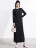 Conjunto de Falda de Dos Piezas Miyake Fashion Reductor de Edad Top Camiseta de Manga Larga Cuello Redondo de Gama Alta Falda Recta con Abertura