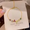 Pulsera de Flor de Circonita de Color Arcoíris Iridiscente Pulsera de Lujo Ligero con Sensación de Alta Gama Joyería de Mano Exquisita y de Moda Retro Francesa