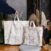 Bolsas de tienda de ropa para empaque de ropa, al por mayor en stock, bolsas de plástico transparentes de mano, bolsas de regalo para compras