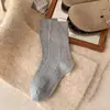Calcetines de Maternidad sin Costuras para Primavera y Verano, Color Sólido, Estilo Coreano Versátil, Estilo Universitario, Calcetines de Algodón para Mujer hasta la Mitad de la Pantorrilla, Cómodos y Transpirables, Venta al por Mayor