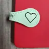 Conjunto de Marcadores de Página Magnéticos Personalizados Porta-Marcador Magnético de Couro com Iniciais Nome Texto Inspirador Logo