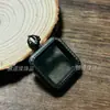 Nuevo Colgante Caja Thangka de Xizang Caja Gawu Collar Multitamaño Color Acero de Titanio Dorado Impermeable Libre de Color Caja Vacía Fábrica