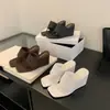 Chanclas de cuña con punta abierta para mujer, adecuadas para usar al aire libre, Sandalias de tacón alto con punta cuadrada estilo francés para el verano 2026