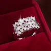 Anillo de lujo de moda europea y americana con circón de ojo de caballo geométrico, anillo exquisito, temperamento, joyería de cobre para mujer, fabricantes directos