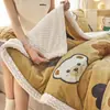 Nueva manta acolchada de terciopelo de leche de tres capas engrosada para otoño e invierno 2026, una manta cálida de invierno y manta de forro polar compuesto