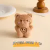 Libro Rojo Pequeño Otoño e Invierno Oso Nuevo Lindo Peluche Broche Animal Dibujos Animados Colgante Pequeños Accesorios de Joyería Material DIY