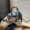 Bolso Pequeño Versátil de Alta Gama para Cruce de Fronteras de Gran Capacidad Nuevo Estilo Primavera 2026 Bolso Cruzado para Hombro/Debajo del Brazo para Mujer Bolso Almohada Cruzado