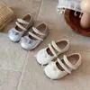 Zapatos Planos de Cuero con Lazo de Encaje Dulce y Elegante Estilo Británico para Niñas, Moda para Ir al Trabajo, Modelo Otoño Temprano 2026