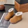 Sapatos de Algodão de Cano Alto Infantil Estilo Coreano 2025 Inverno Novo Meninas Mais Veludo Lã de Cordeiro Quentes Botas de Neve Sapatos Birkenstock Masculinos